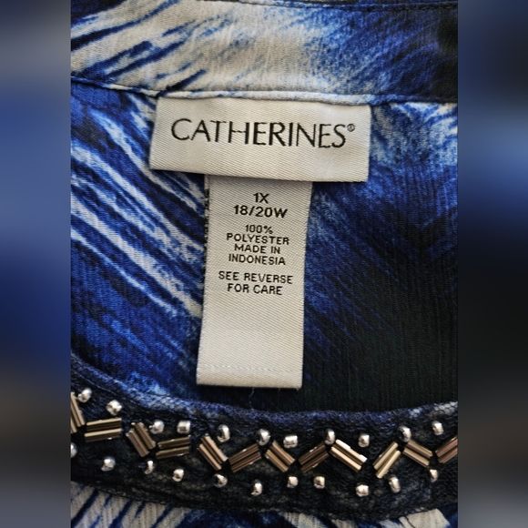 Catherines Nearly Sheer Cold Shoulder Top - Picture 7 of 8